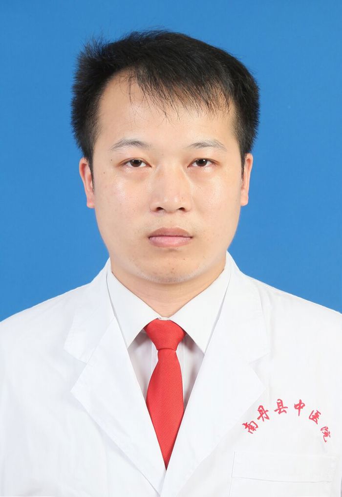 牙韩尤